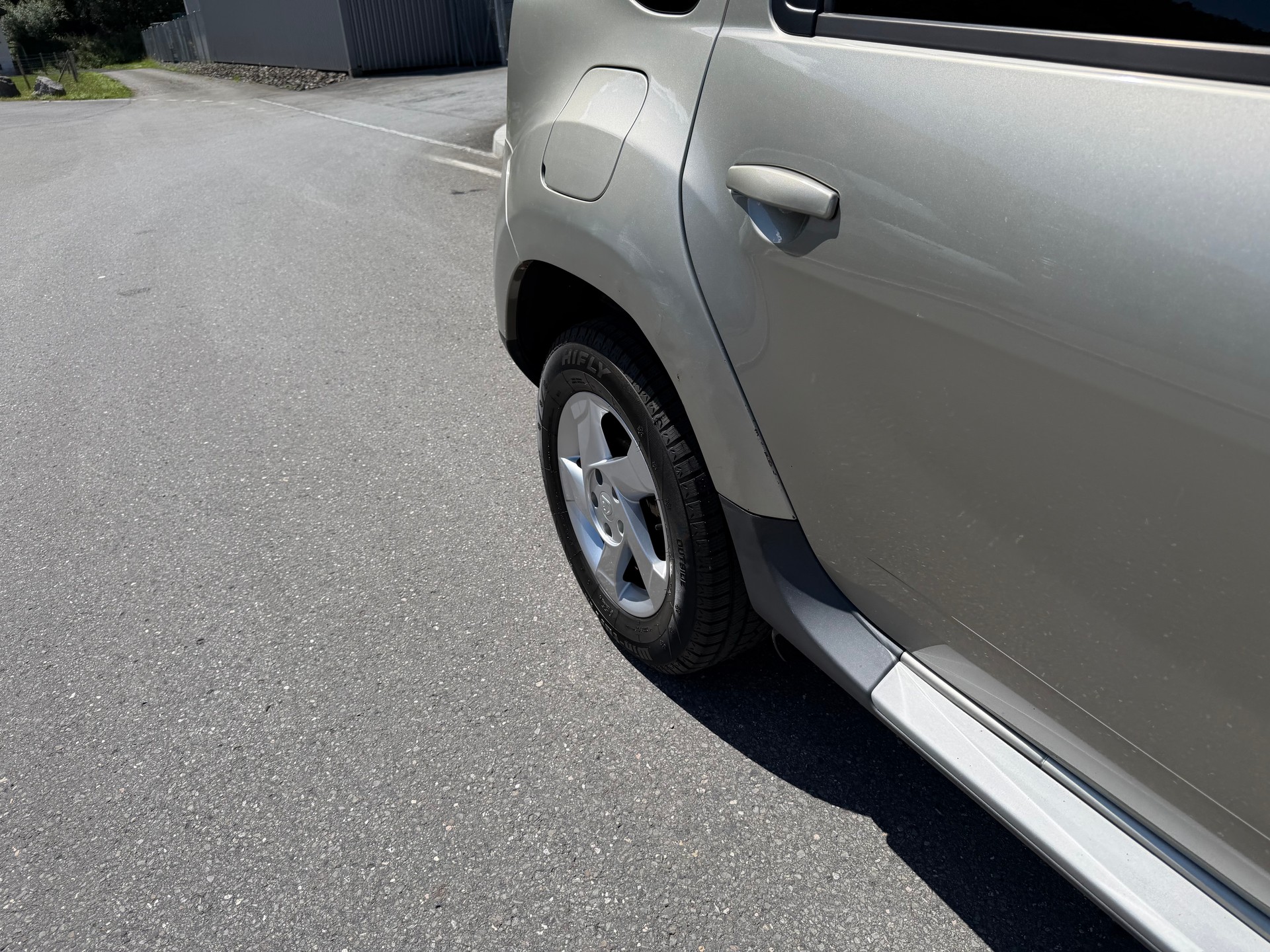 DACIA Duster 1.6 Ambiance 4x4-image-11