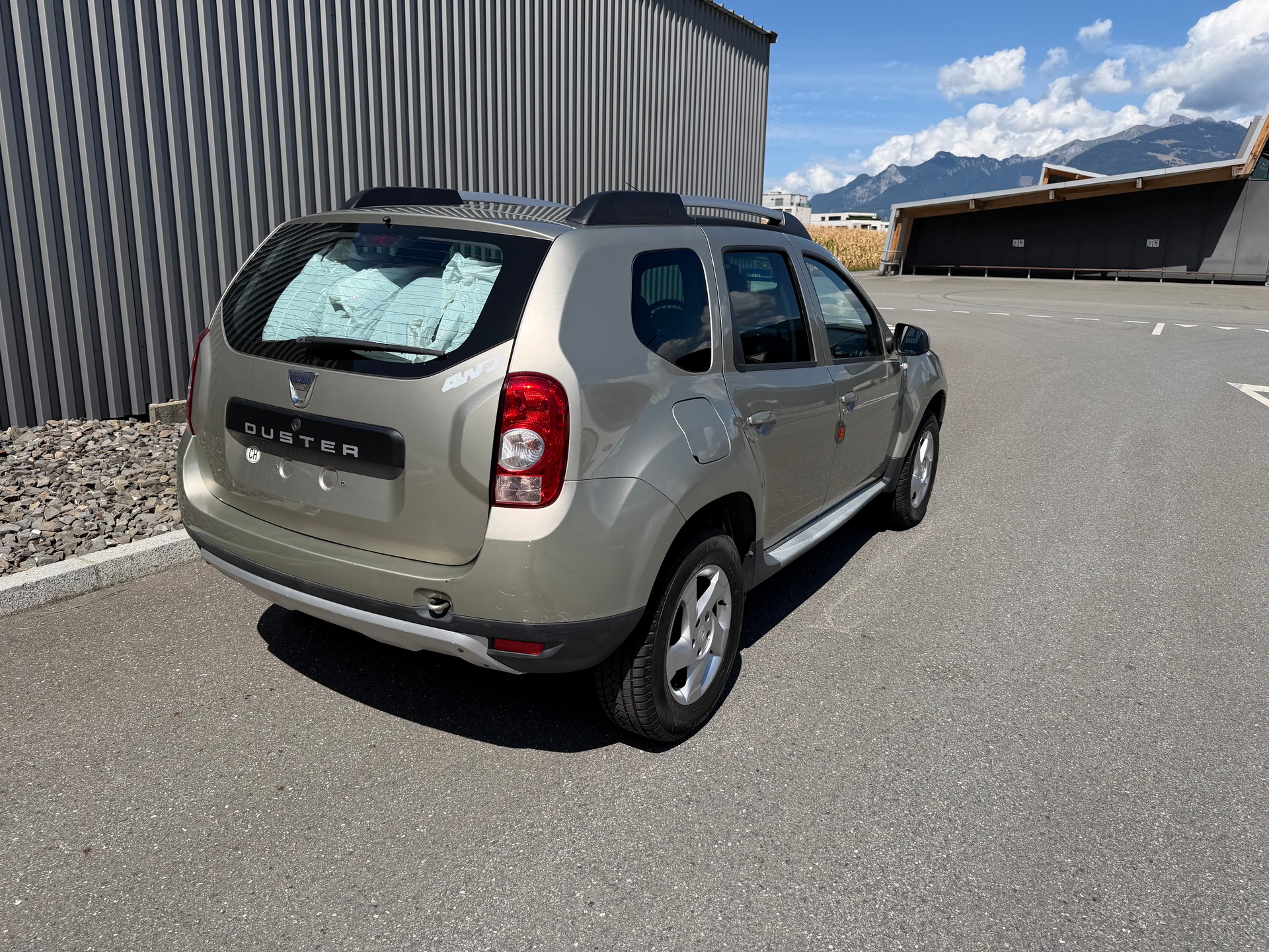 DACIA Duster 1.6 Ambiance 4x4-image-5