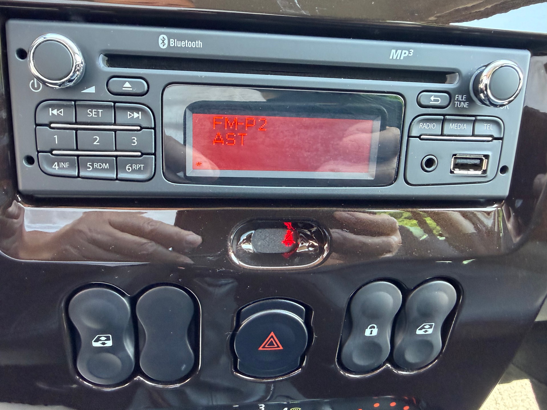 DACIA Duster 1.6 Ambiance 4x4-image-38