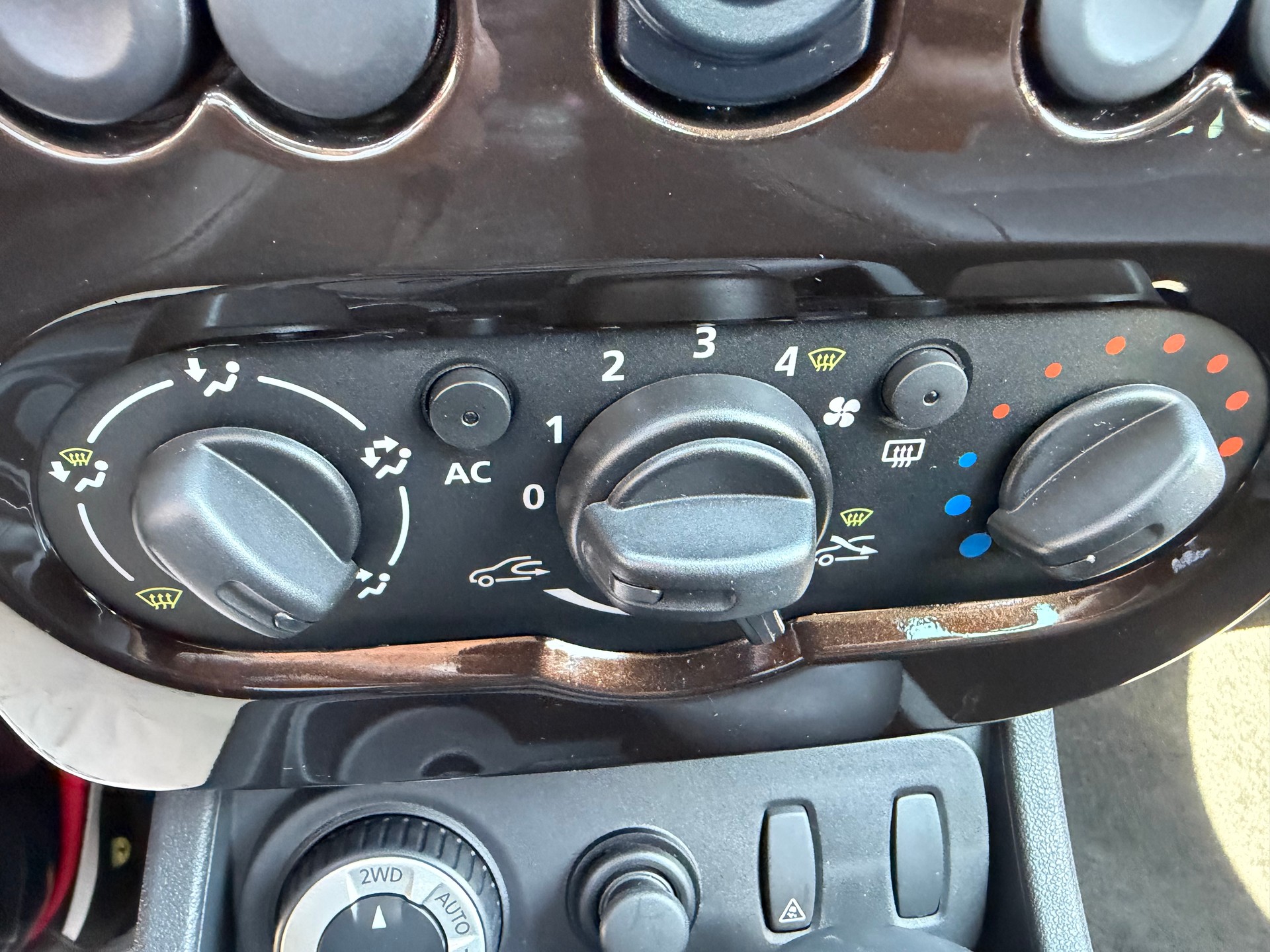 DACIA Duster 1.6 Ambiance 4x4-image-39