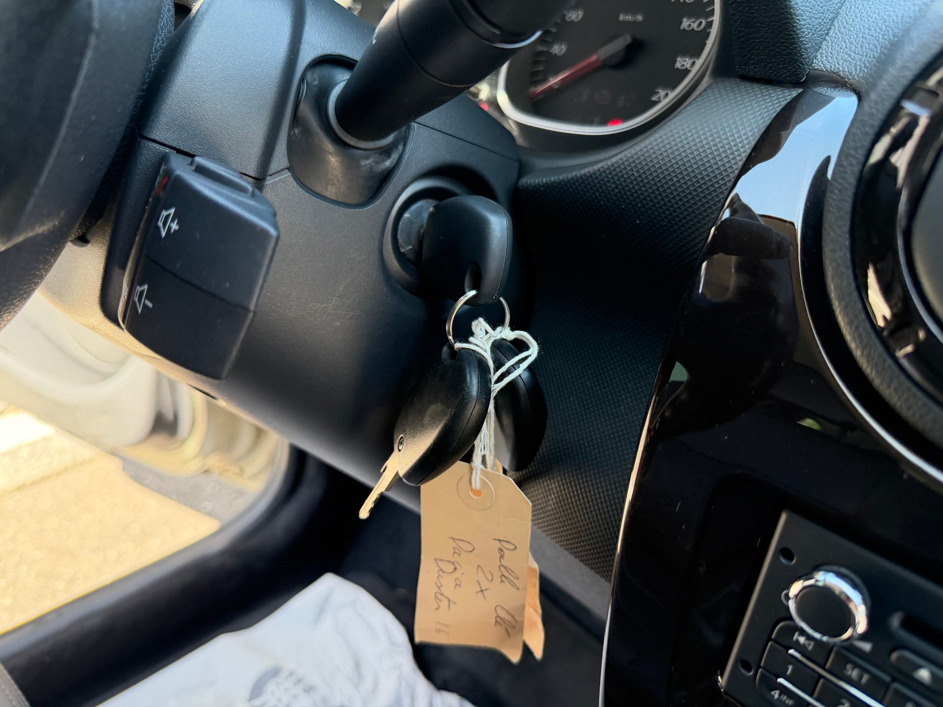 DACIA Duster 1.6 Ambiance 4x4-image-26