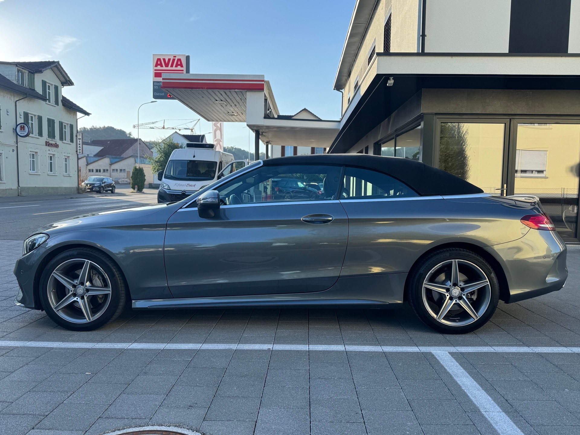 MERCEDES-BENZ C 180 Cabriolet AMG Line 9G-Tronig-image-15