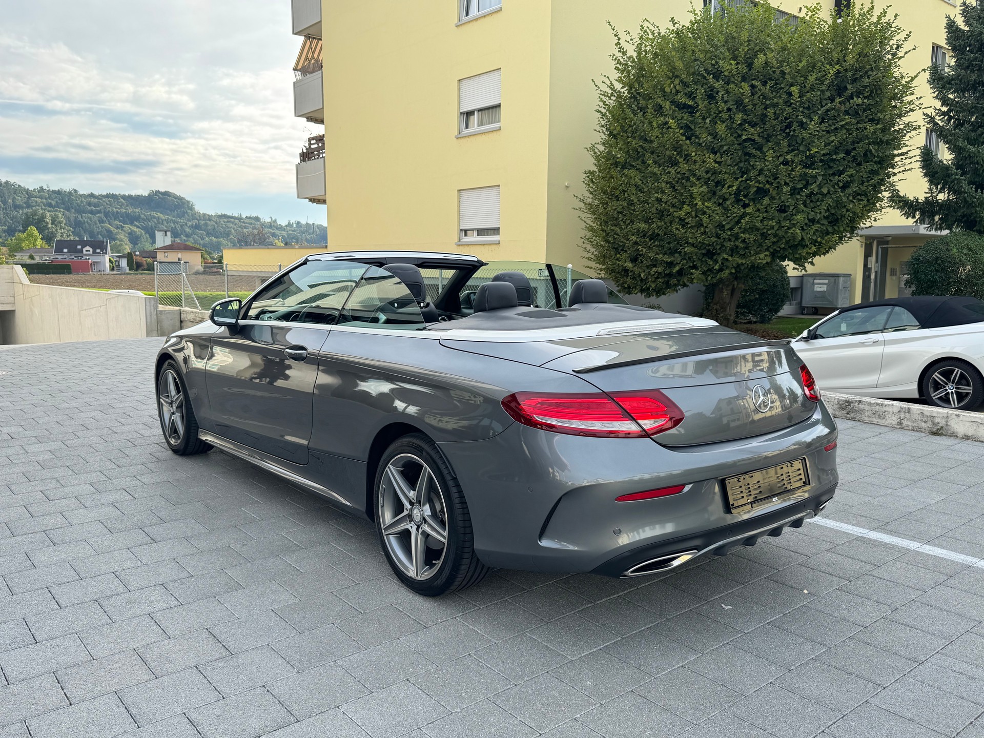 MERCEDES-BENZ C 180 Cabriolet AMG Line 9G-Tronig-showroom-element-2