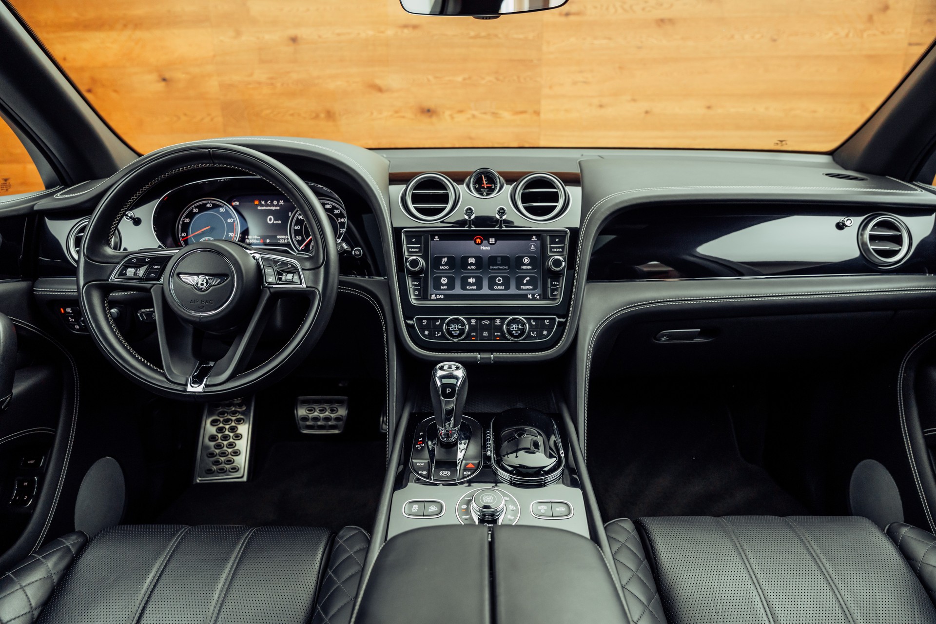 BENTLEY Bentayga W12 Anthracite-image-4
