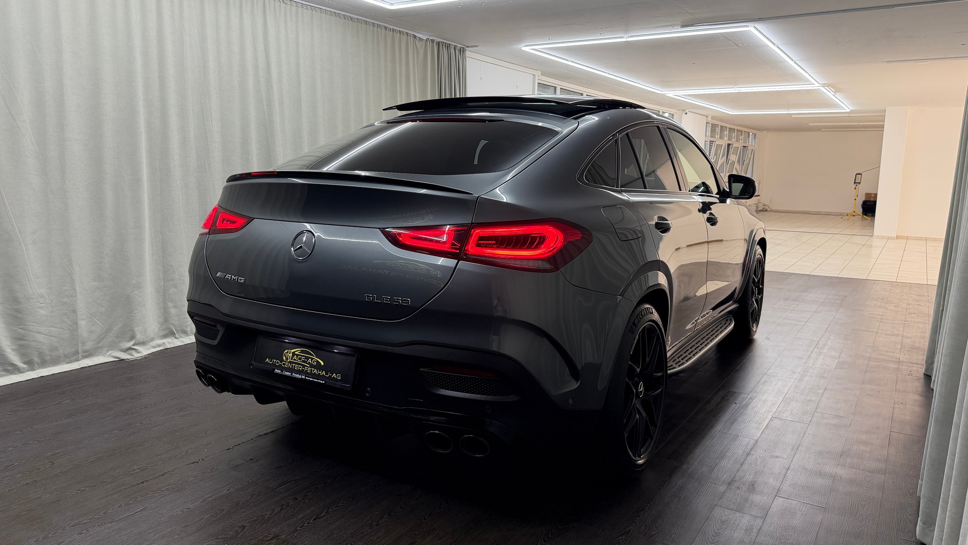 MERCEDES-BENZ GLE Coupé 53 AMG 4Matic+ Speedshift-showroom-element-3