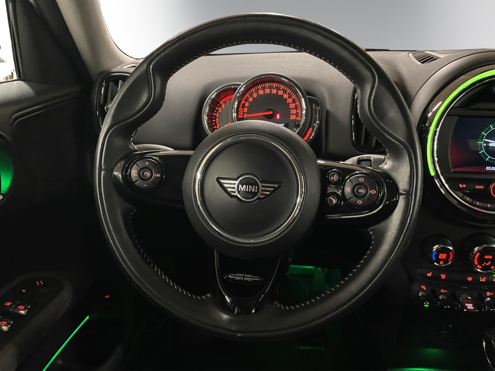 MINI Countryman Cooper S FWD Steptronic DKG-image-13