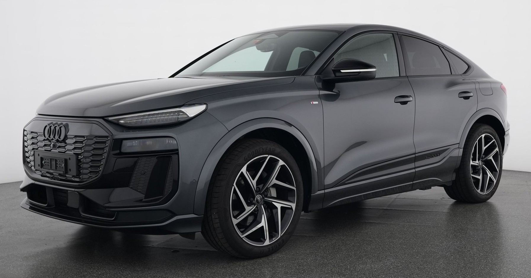 AUDI Q6 Sportback e-tron quattro S-Line Tech pro mit Anhängerkupplung