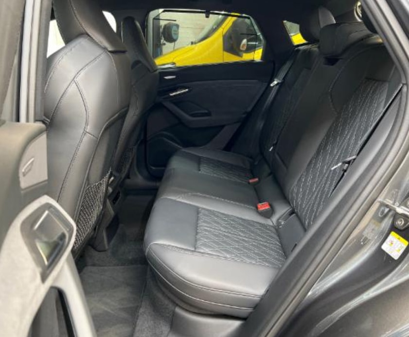 AUDI Q6 Sportback e-tron quattro S-Line Tech pro mit Anhängerkupplung-image-9