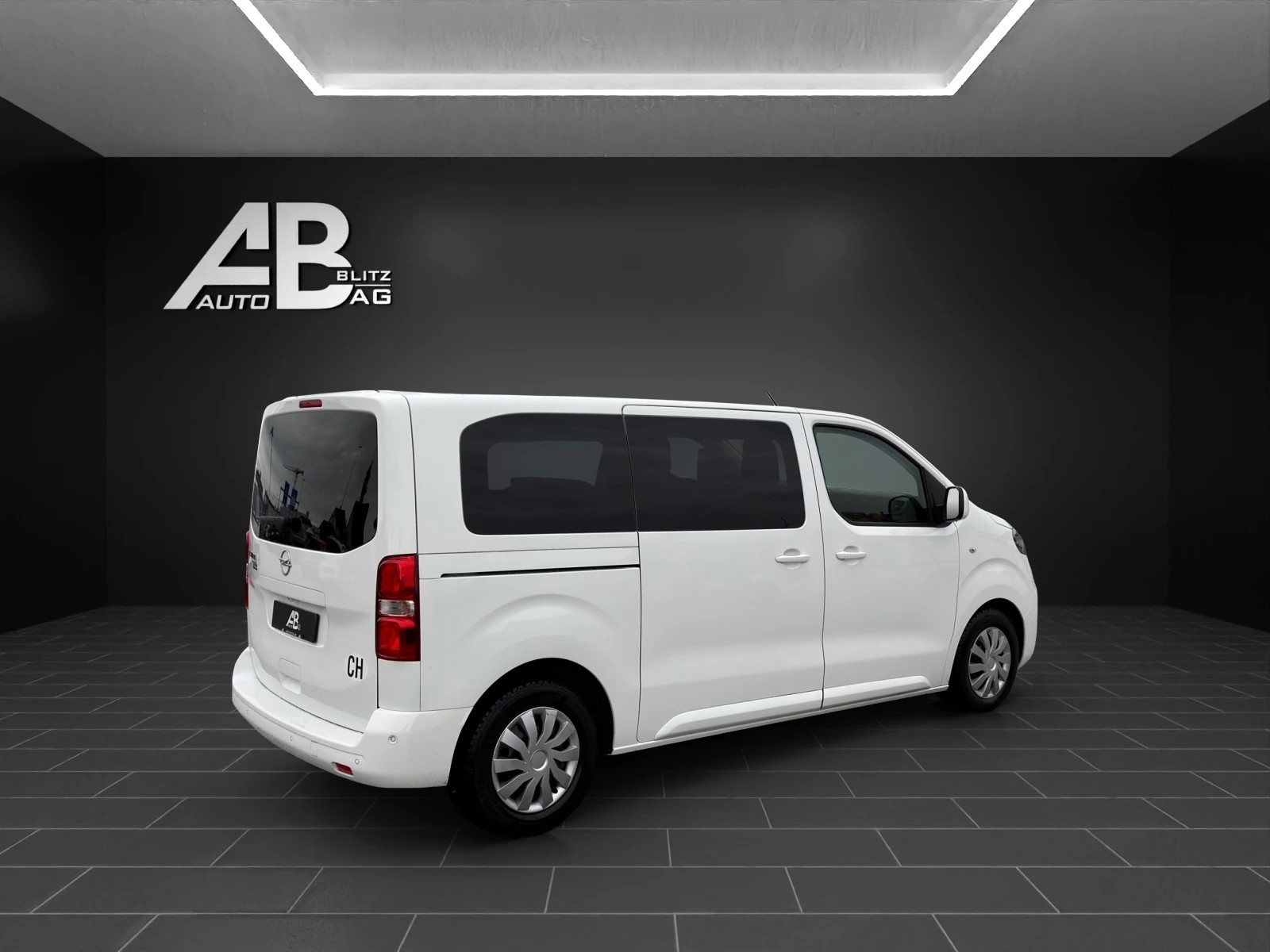 OPEL Zafira Life 2.0 CDTI Business Edition M Automatik-image-4