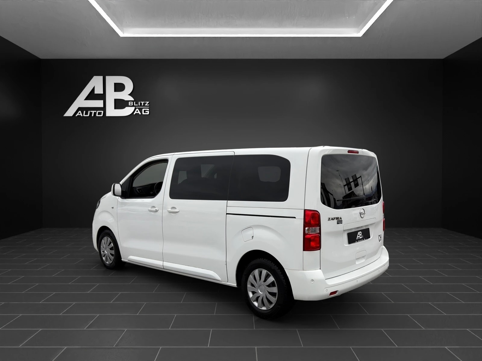 OPEL Zafira Life 2.0 CDTI Business Edition M Automatik-showroom-element-2