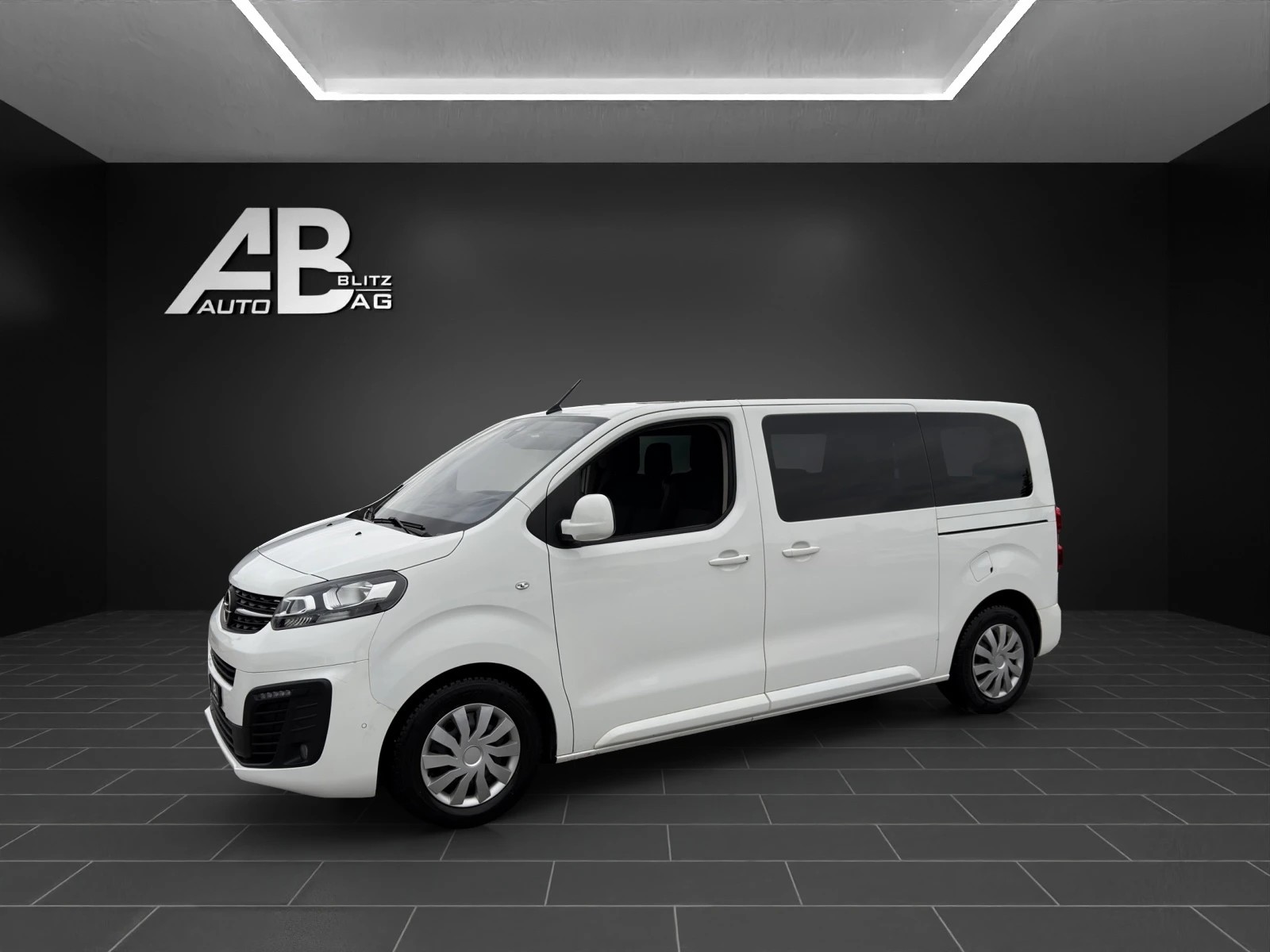 OPEL Zafira Life 2.0 CDTI Business Edition M Automatik-showroom-element-1