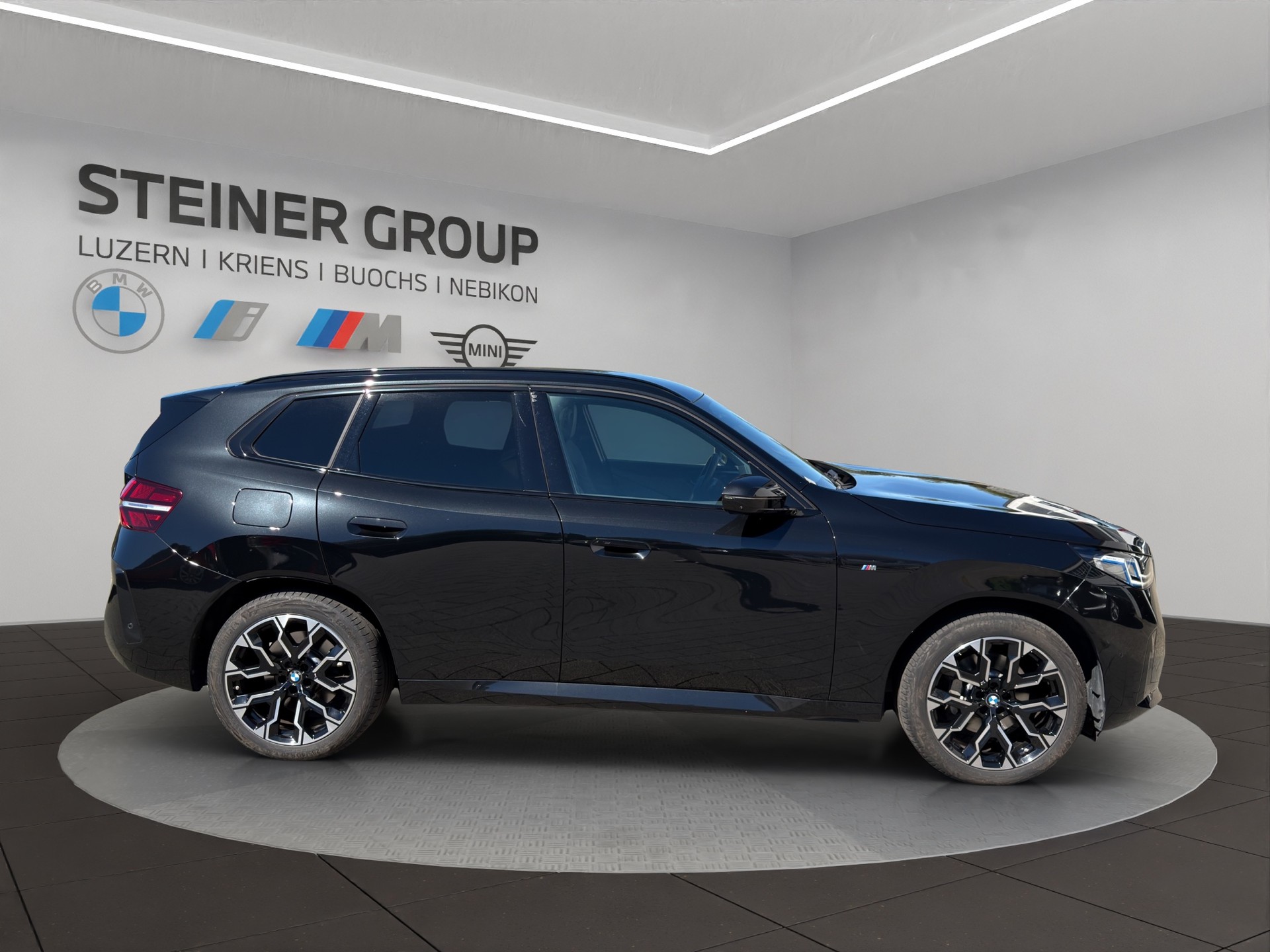 BMW X3 xDrive 48V 40d M Sport-showroom-element-3