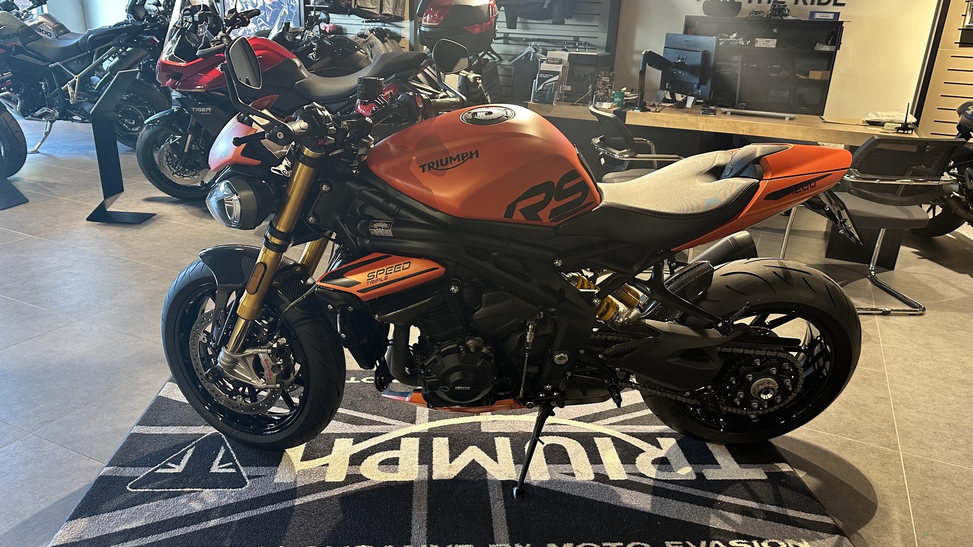 TRIUMPH Speed Triple RS-image-1
