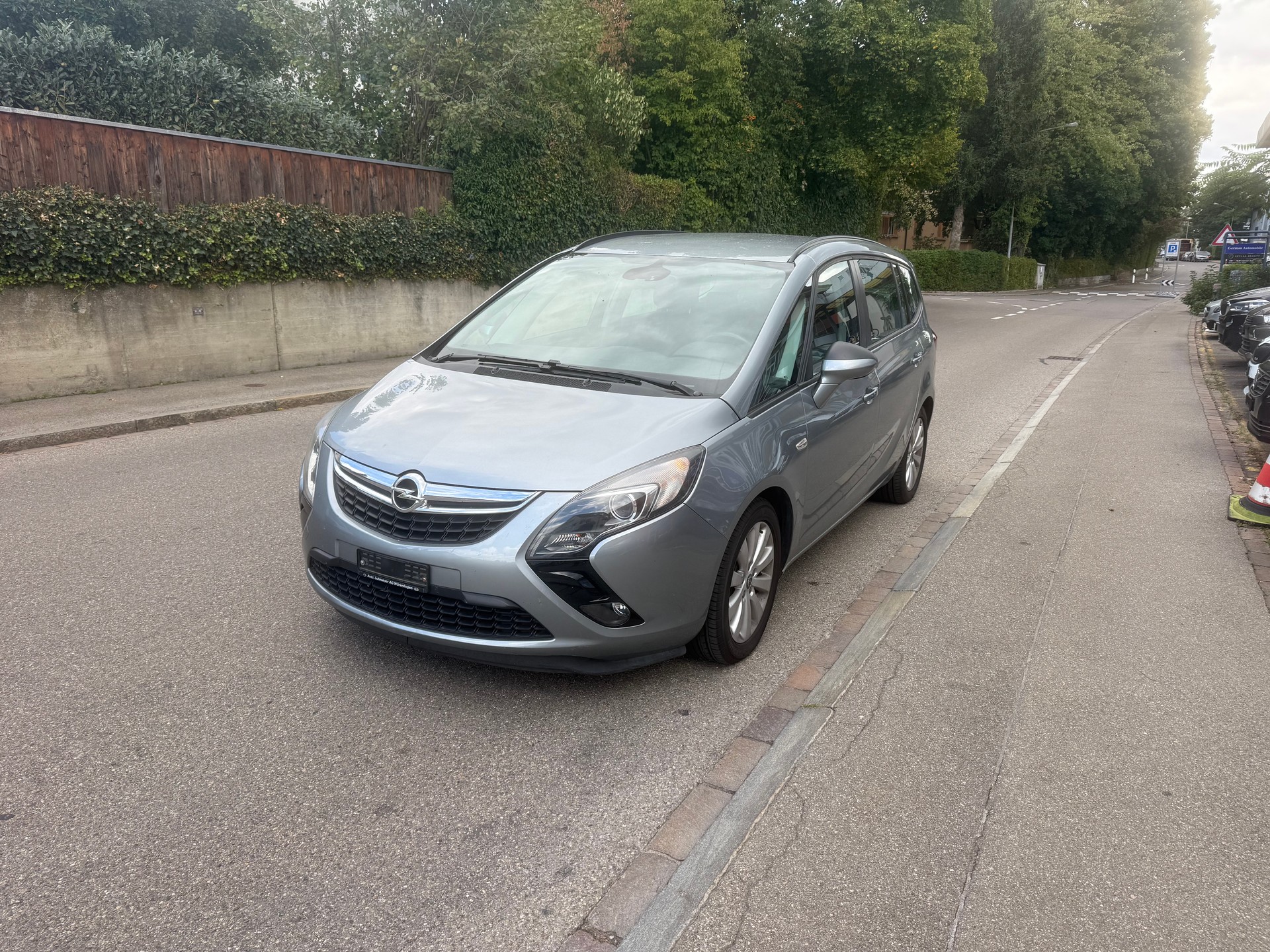 OPEL Zafira Tourer 1.4i 16V Cosmo-showroom-element-1