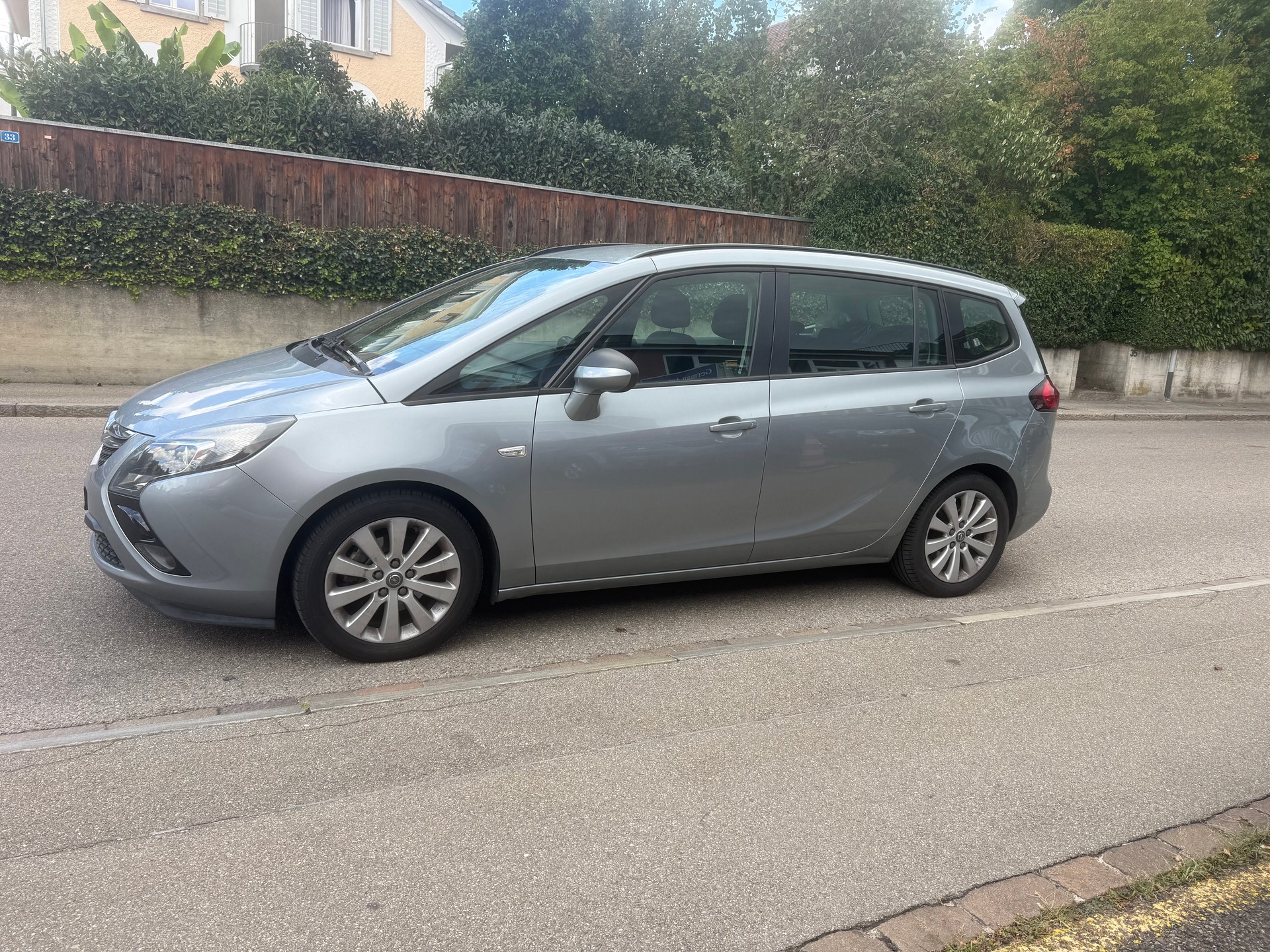OPEL Zafira Tourer 1.4i 16V Cosmo