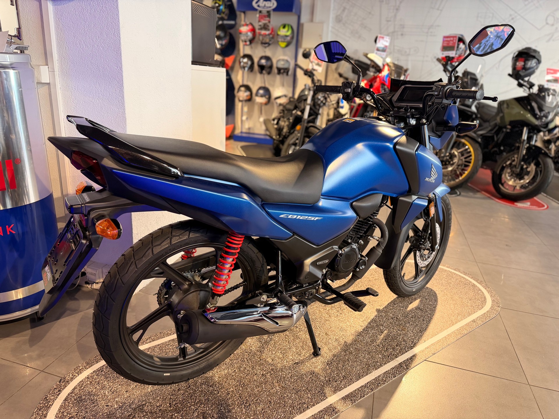 HONDA CBF 125-image-2
