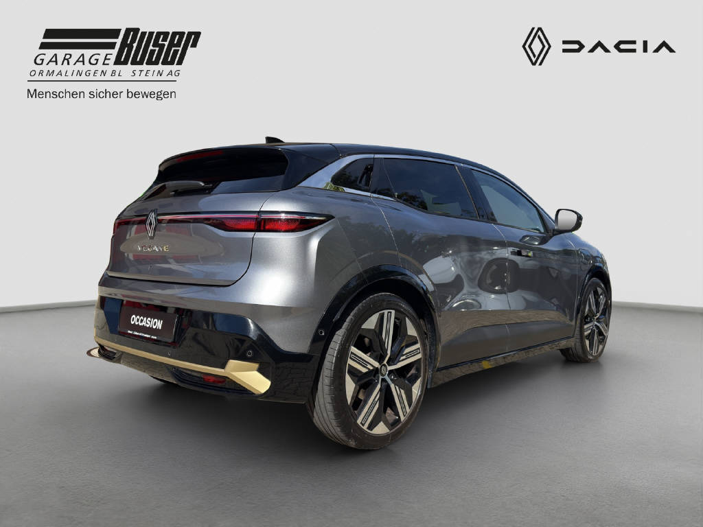 RENAULT Megane-showroom-element-3