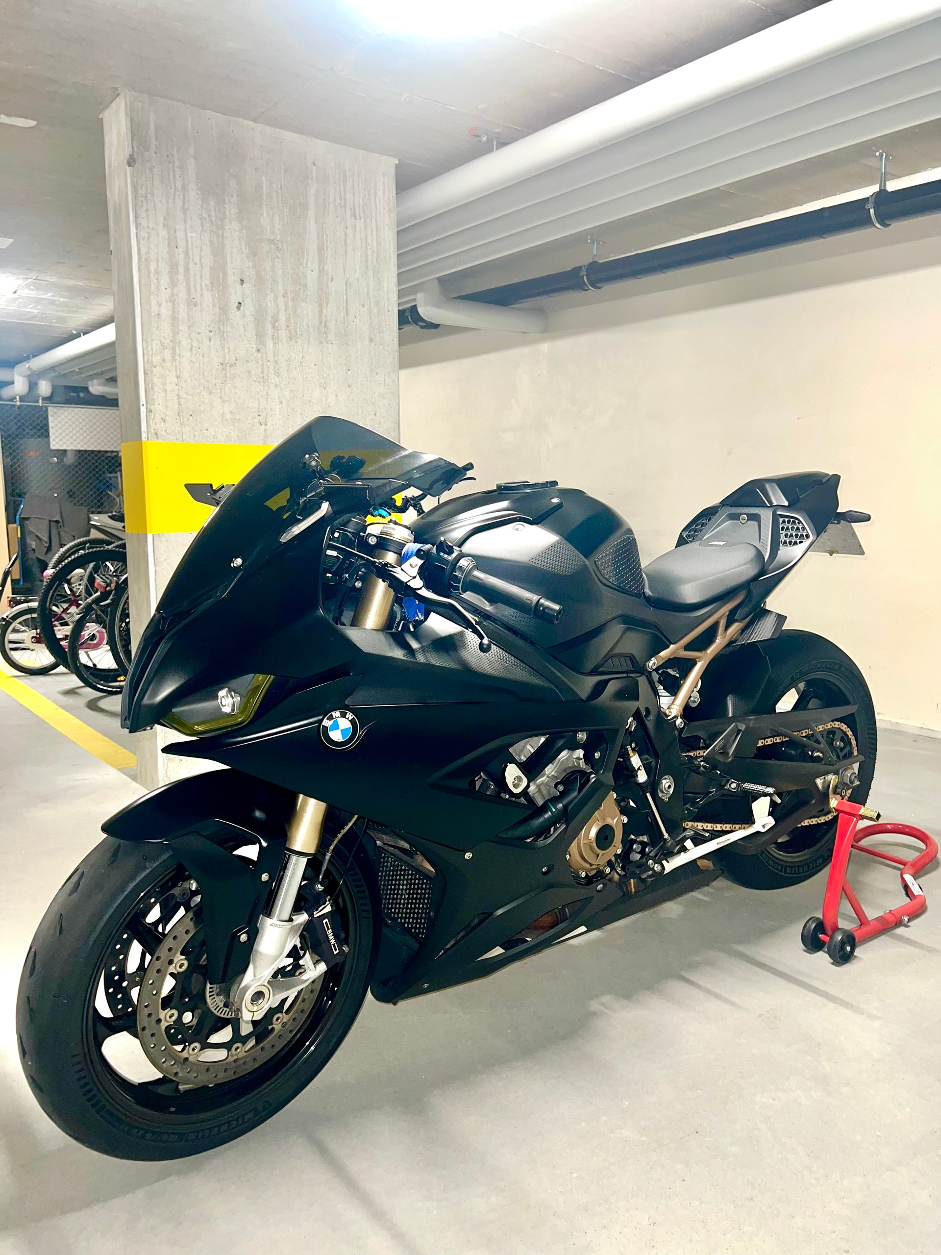 BMW S 1000 RR 1of10 Sonderedition-image-1