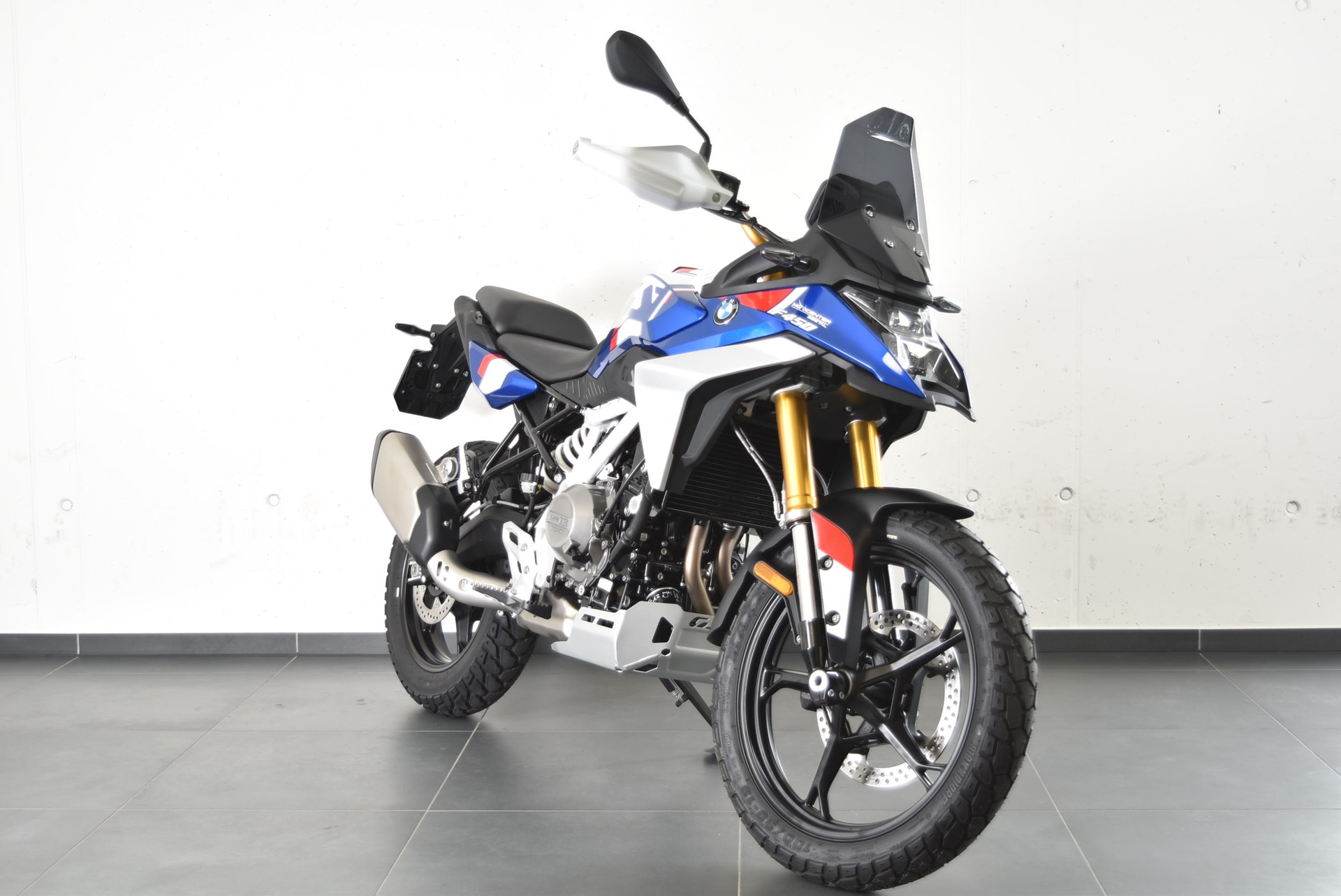 BMW F 450 GS-image-2
