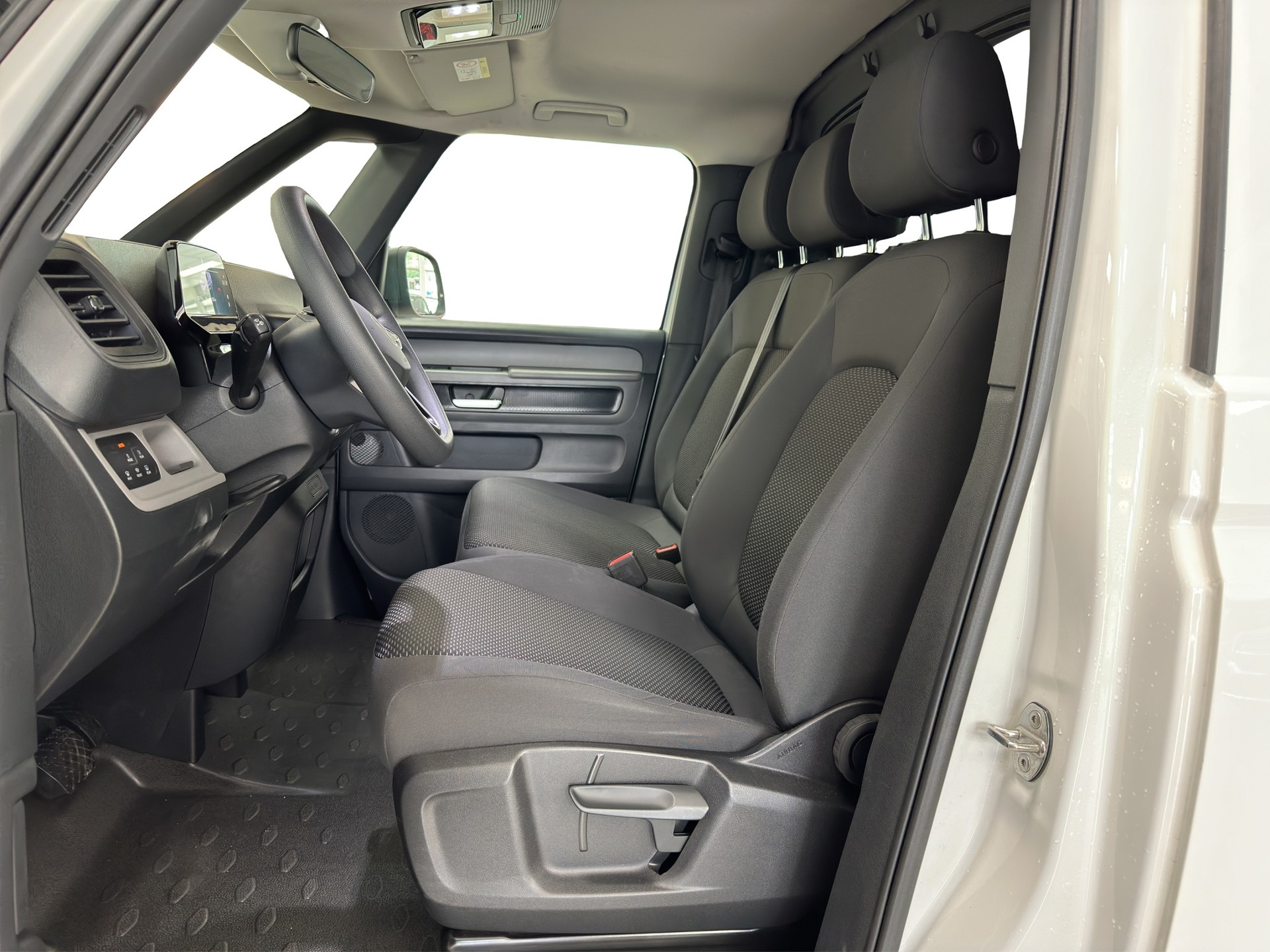 VW ID. Buzz-image-18