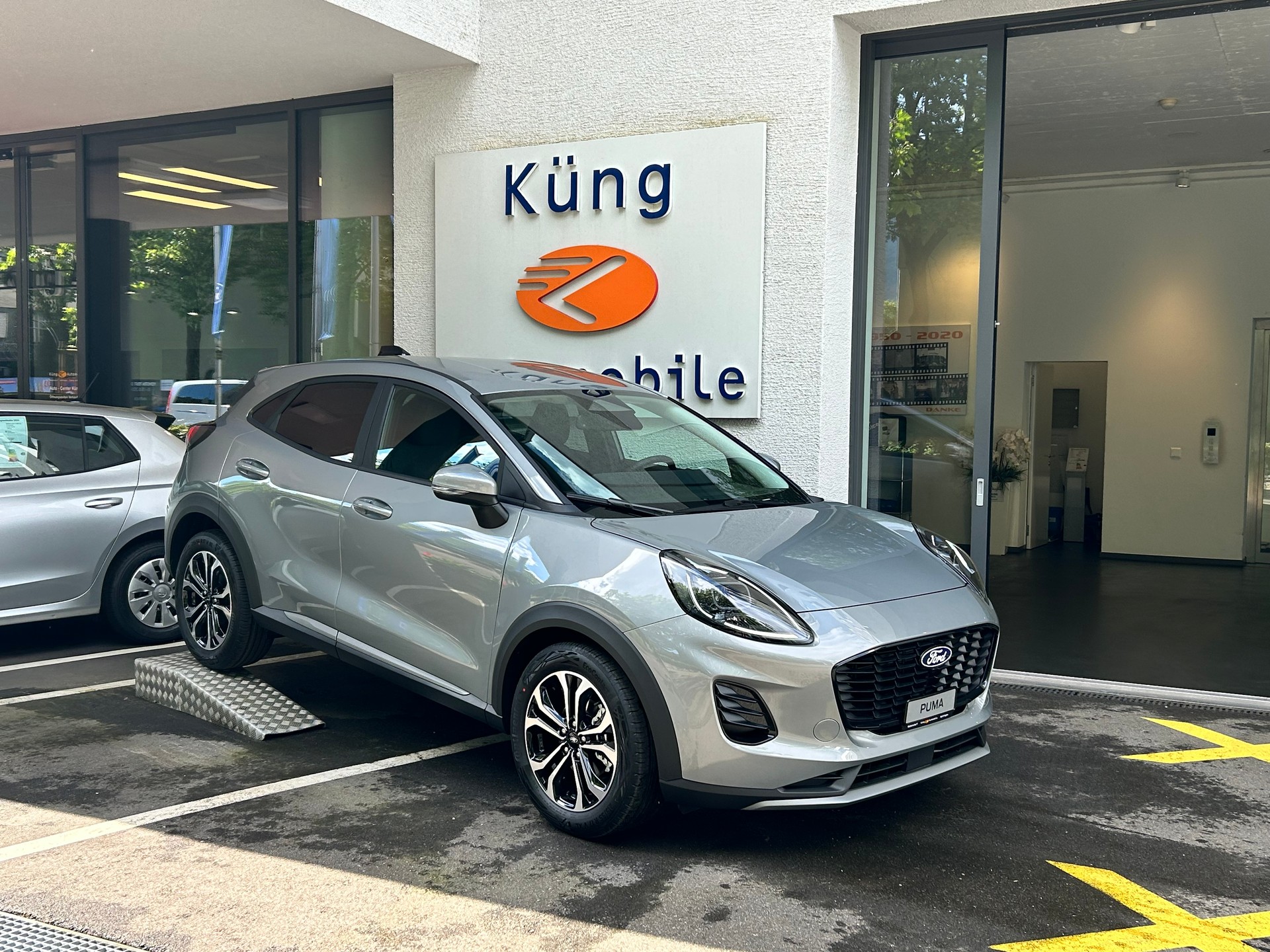 FORD Puma 1.0 MHEV Titanium Automat-showroom-element-1