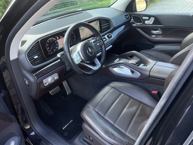 MERCEDES-BENZ GLS 350 d 4Matic AMG Line 9G-Tronic-image-11
