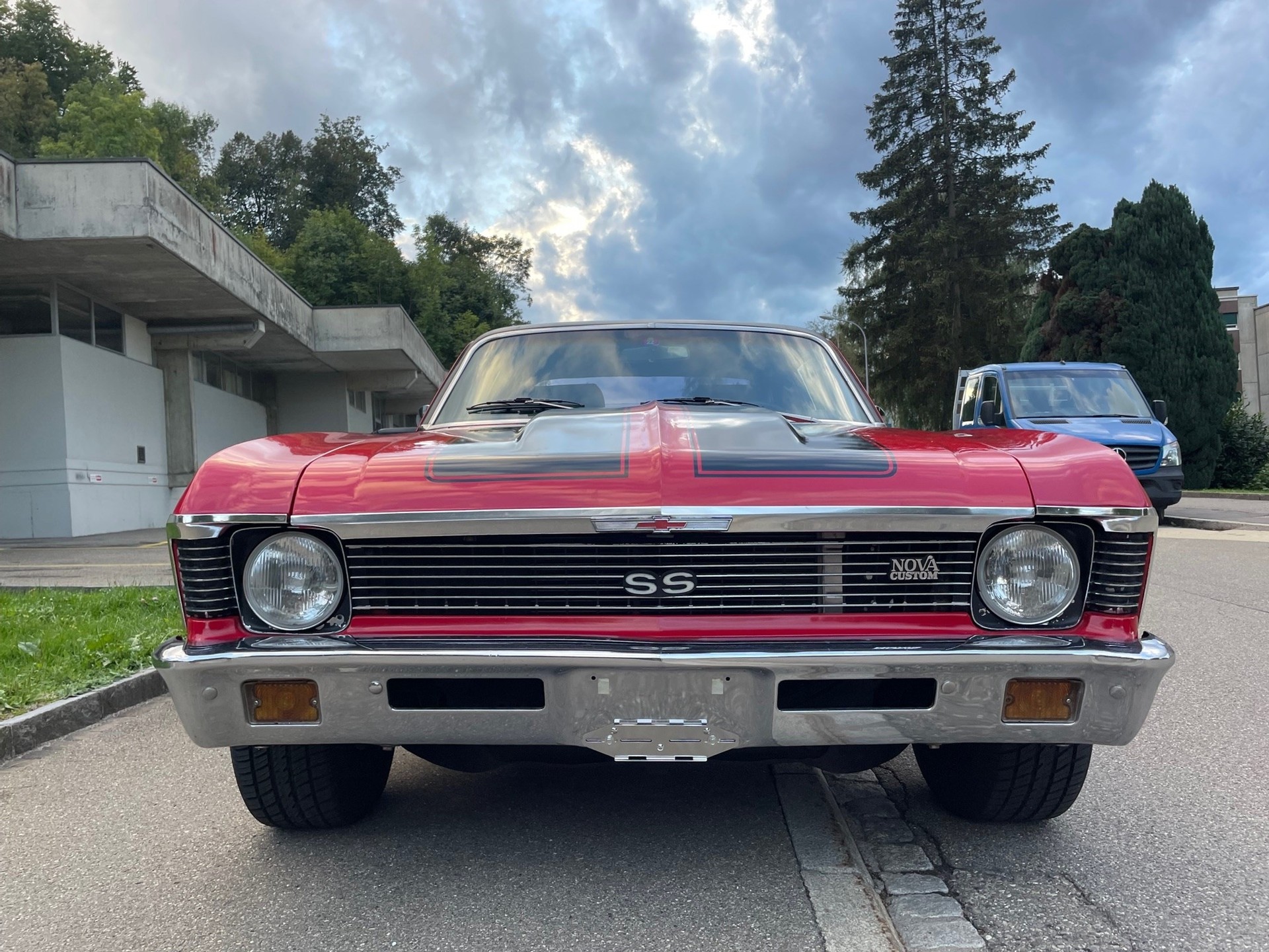 CHEVROLET Nova-image-1