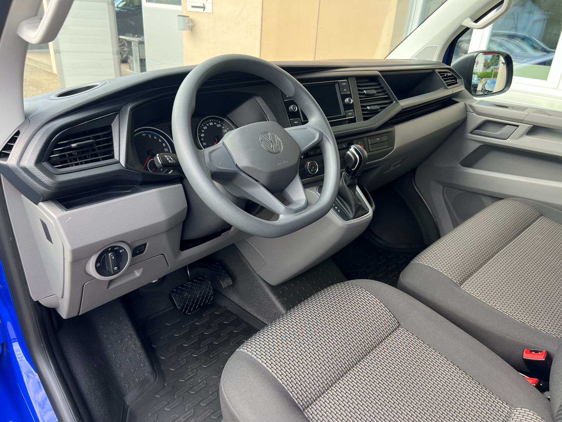 VW T6.1 ABTe-image-12