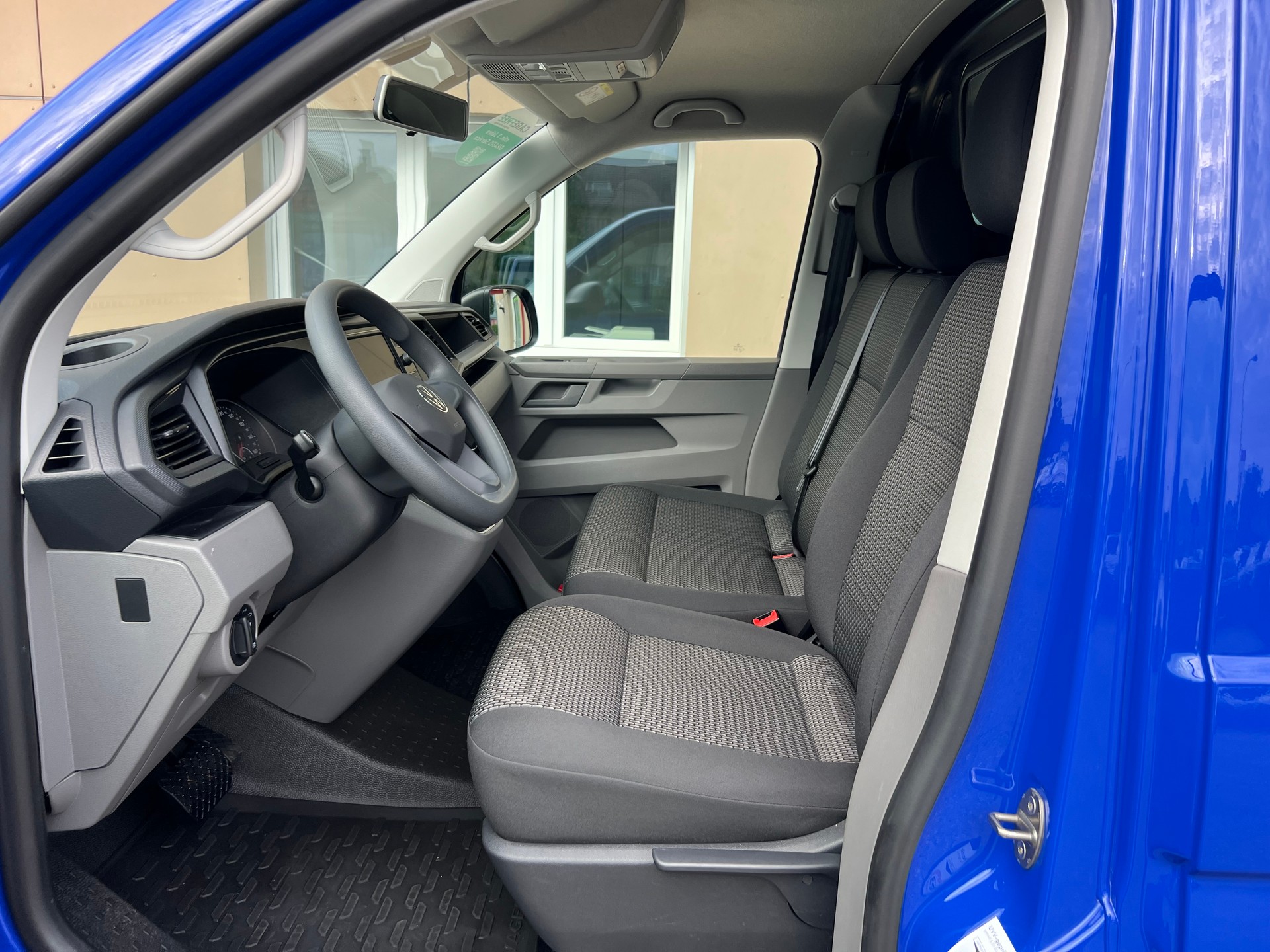 VW T6.1 ABTe-image-11