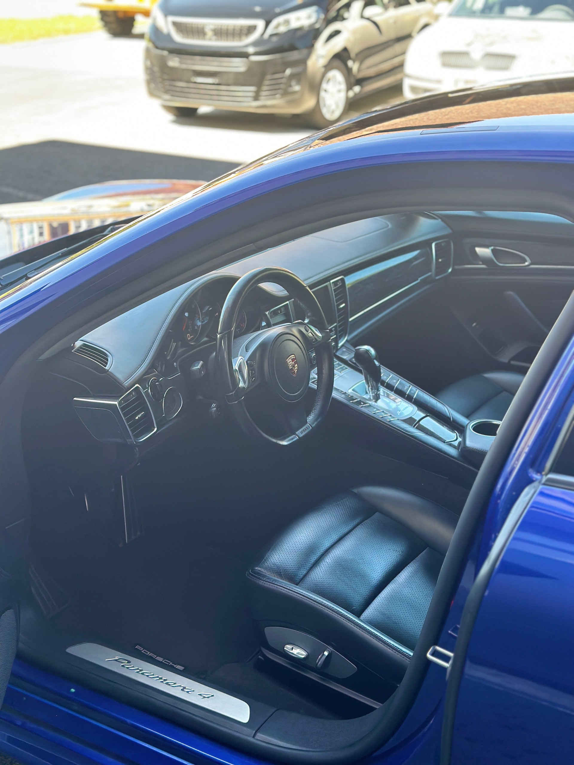 PORSCHE Panamera 4 3.6 PDK-image-6