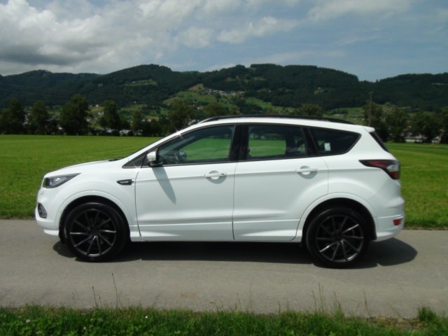 FORD Kuga 2.0 TDCi 150 ST-Line FPS-image-3