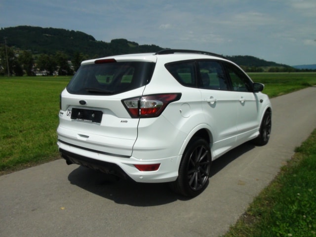 FORD Kuga 2.0 TDCi 150 ST-Line FPS-image-5