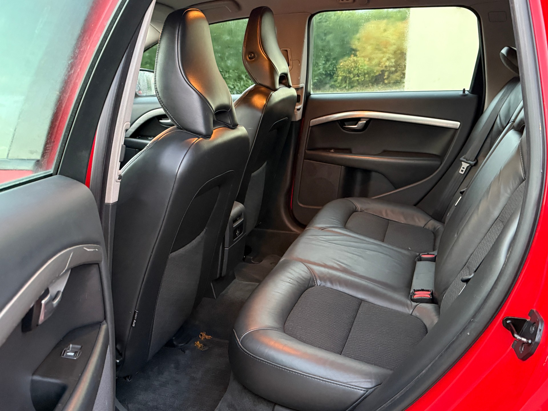 VOLVO V70 2.5T Kinetic Geartronic-image-17