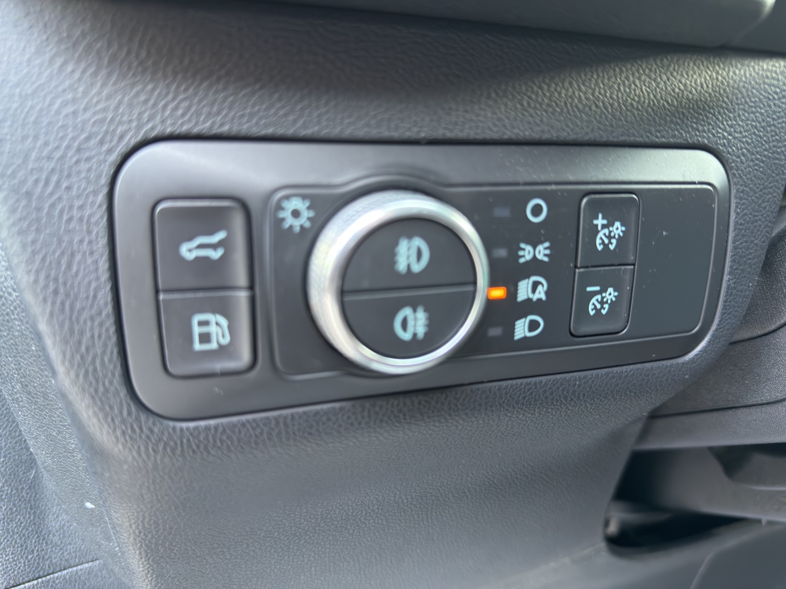 FORD Kuga 2.5 PHEV Titanium X 2WD-image-24