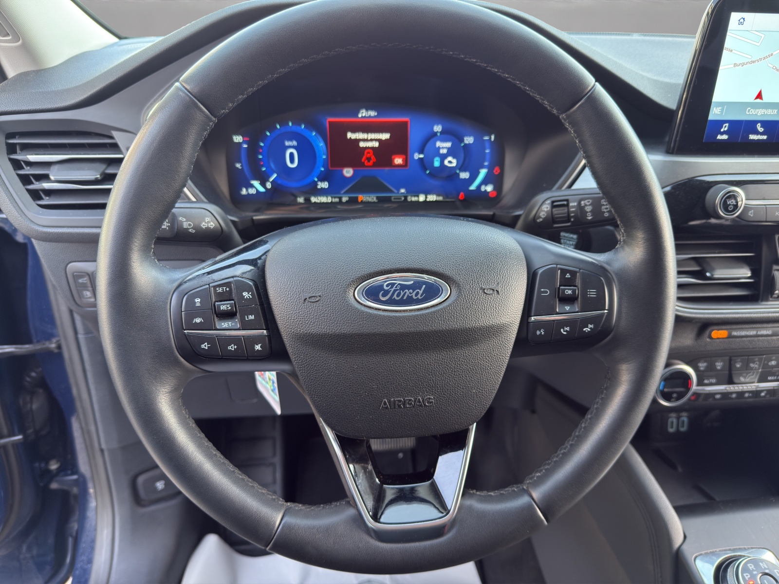 FORD Kuga 2.5 PHEV Titanium X 2WD-image-9