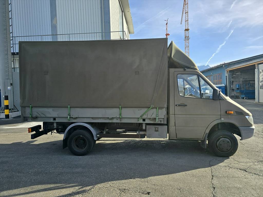 MERCEDES-BENZ 413 CDI 4x4-image-5