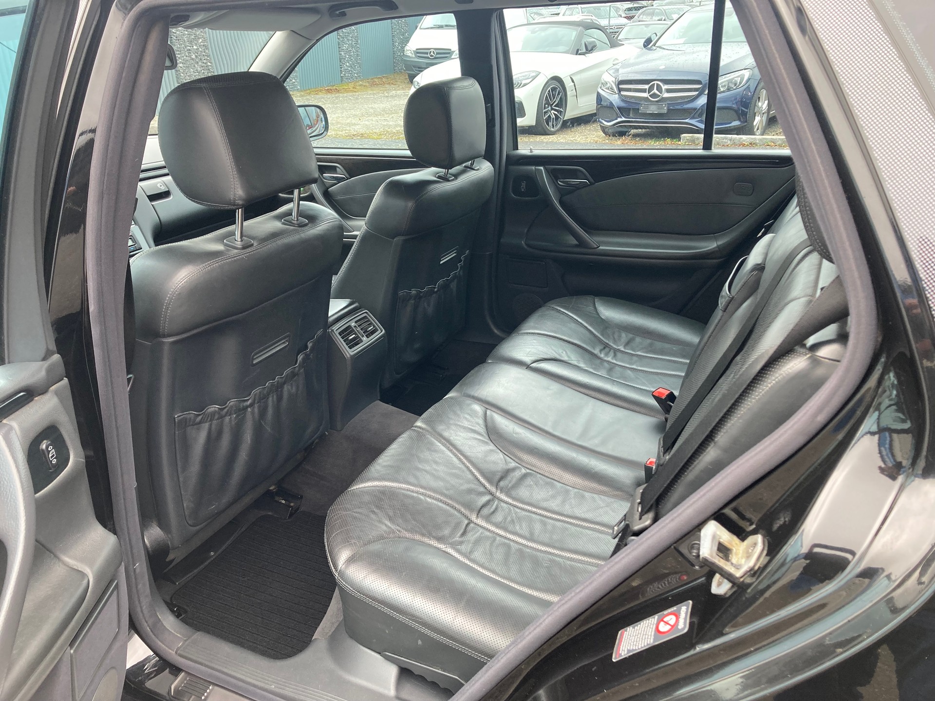 MERCEDES-BENZ E 55 AMG Avantgarde Automatic-image-6