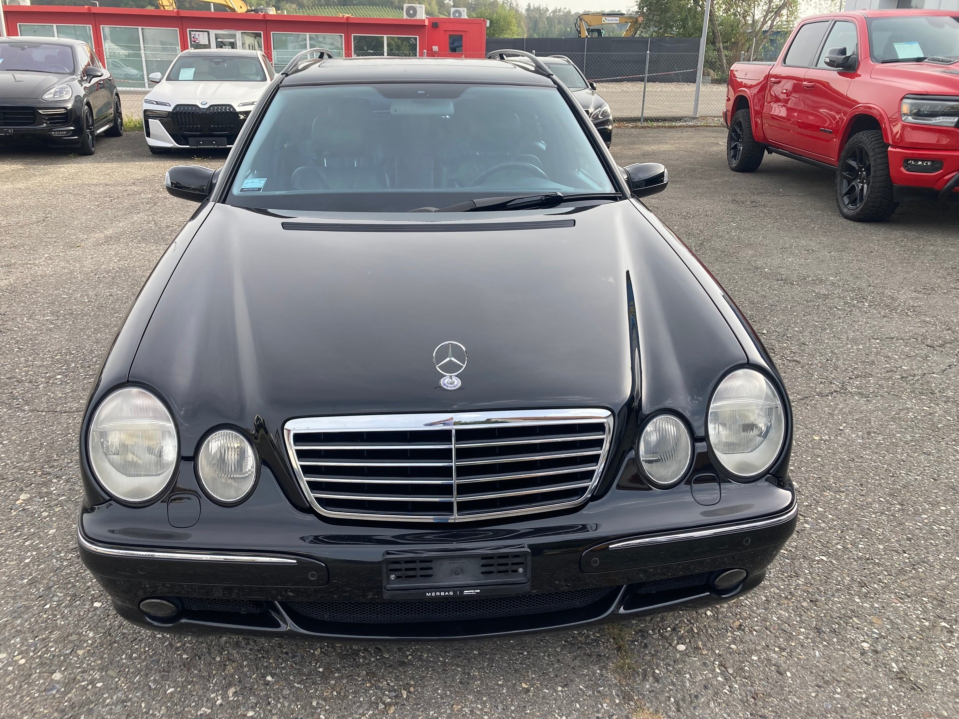 MERCEDES-BENZ E 55 AMG Avantgarde Automatic-showroom-element-1