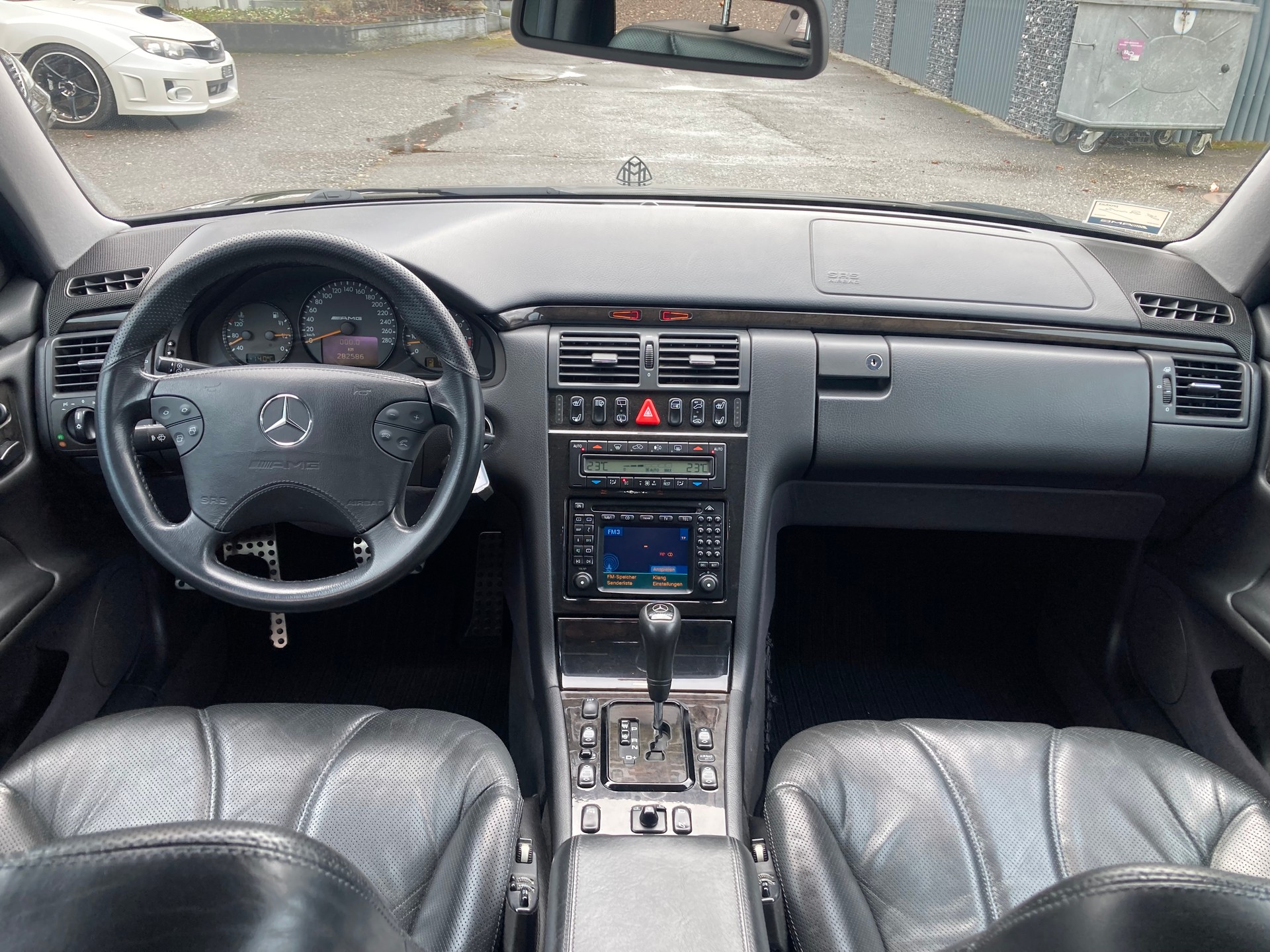 MERCEDES-BENZ E 55 AMG Avantgarde Automatic-image-7