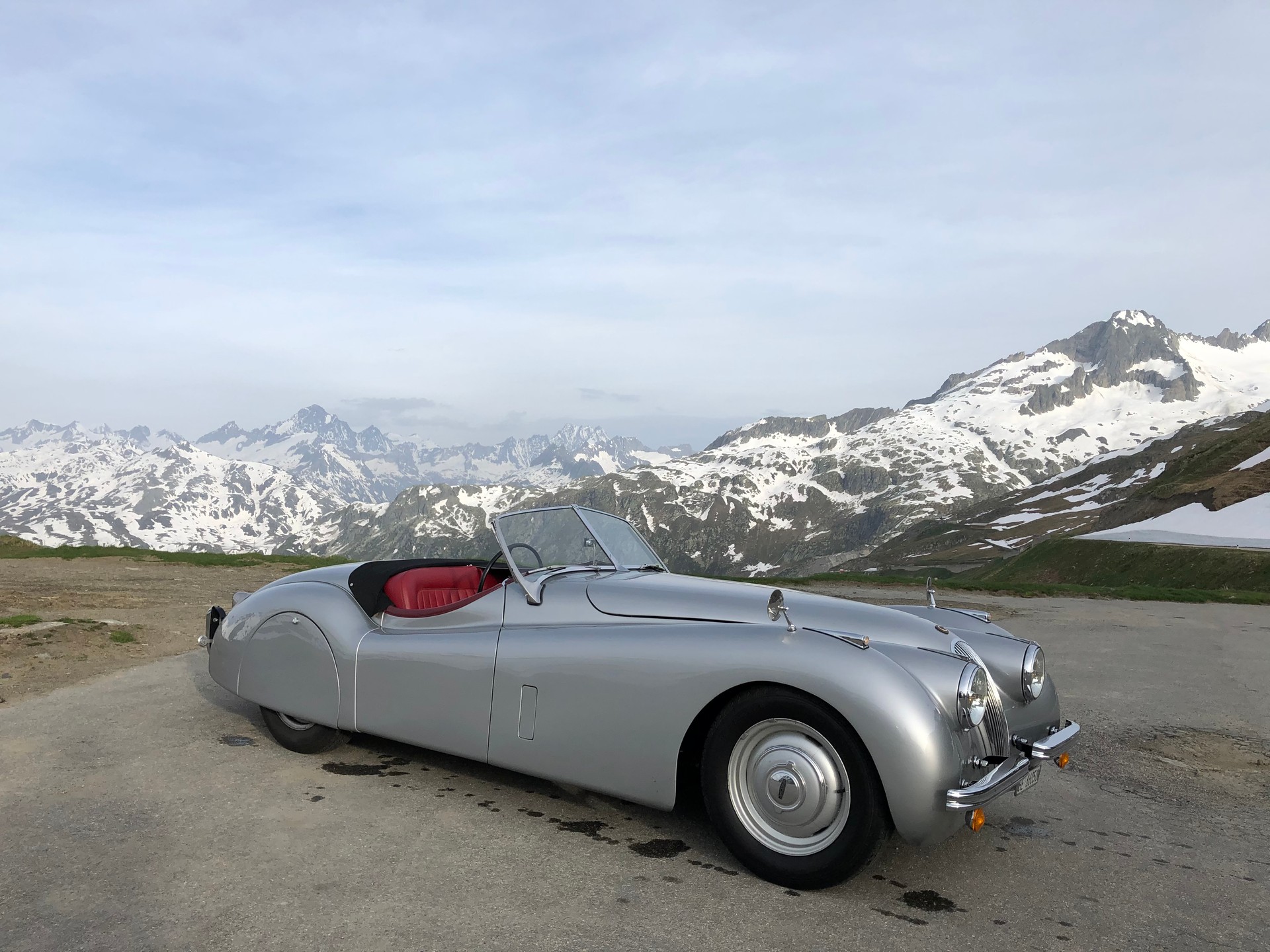 JAGUAR XK120 OTS Schweizer Auslieferung!-image-1