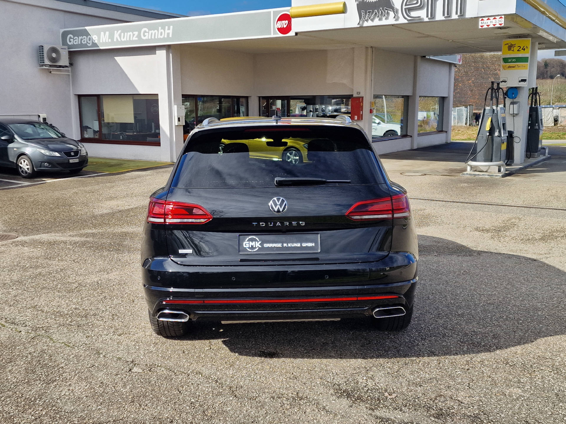 VW Touareg 3.0 V6 TDI 286 R-Line 75 Edition-showroom-element-3
