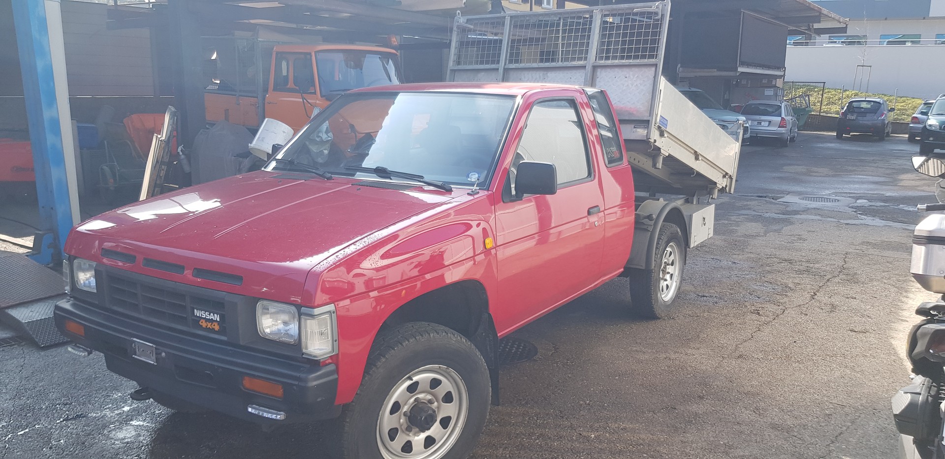 NISSAN King Cab 2.4 4x4 KNMD21-image-3