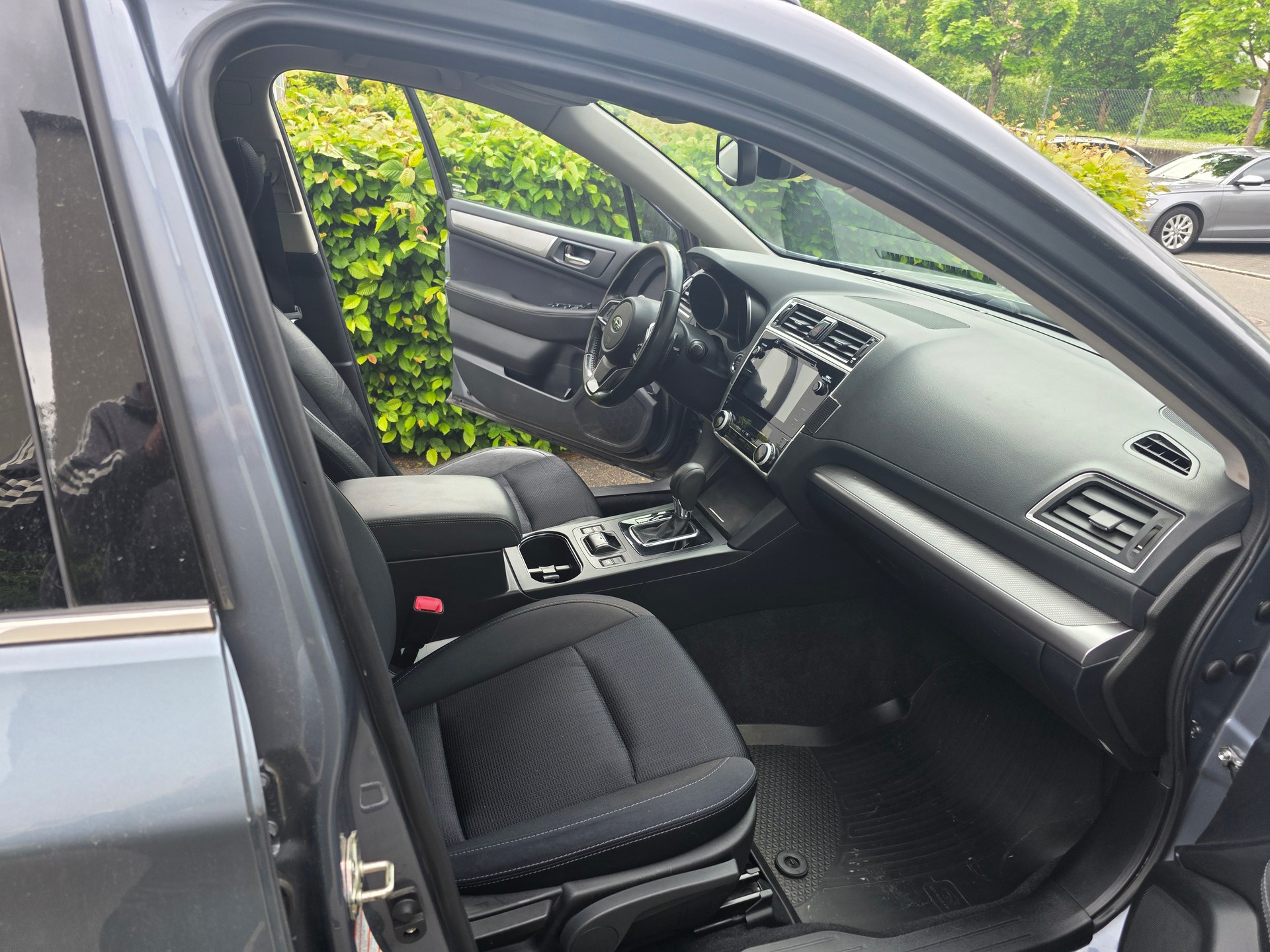 SUBARU Outback 2.5i Swiss Plus AWD Lineartronic-image-11