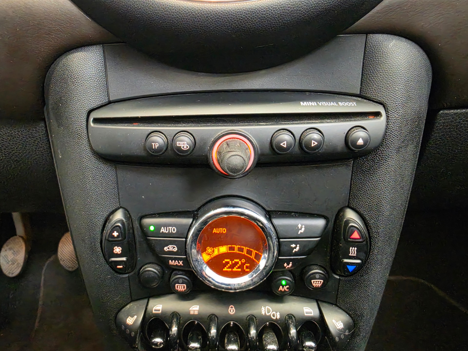 MINI Cooper Cabriolet Highgate EDITION-image-12