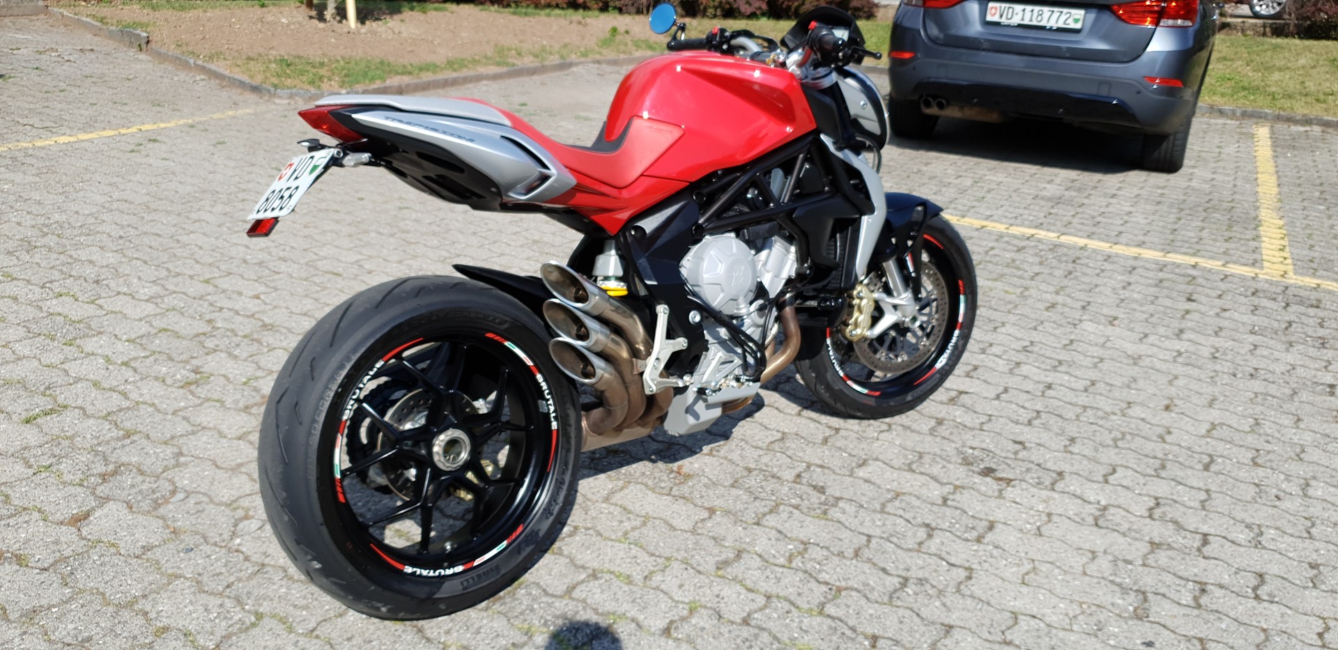 MV AGUSTA B3 Brutale 675 EAS-image-1