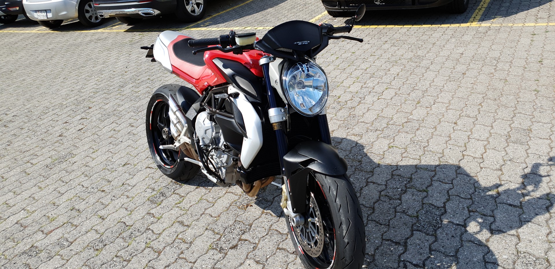 MV AGUSTA B3 Brutale 675 EAS-image-3