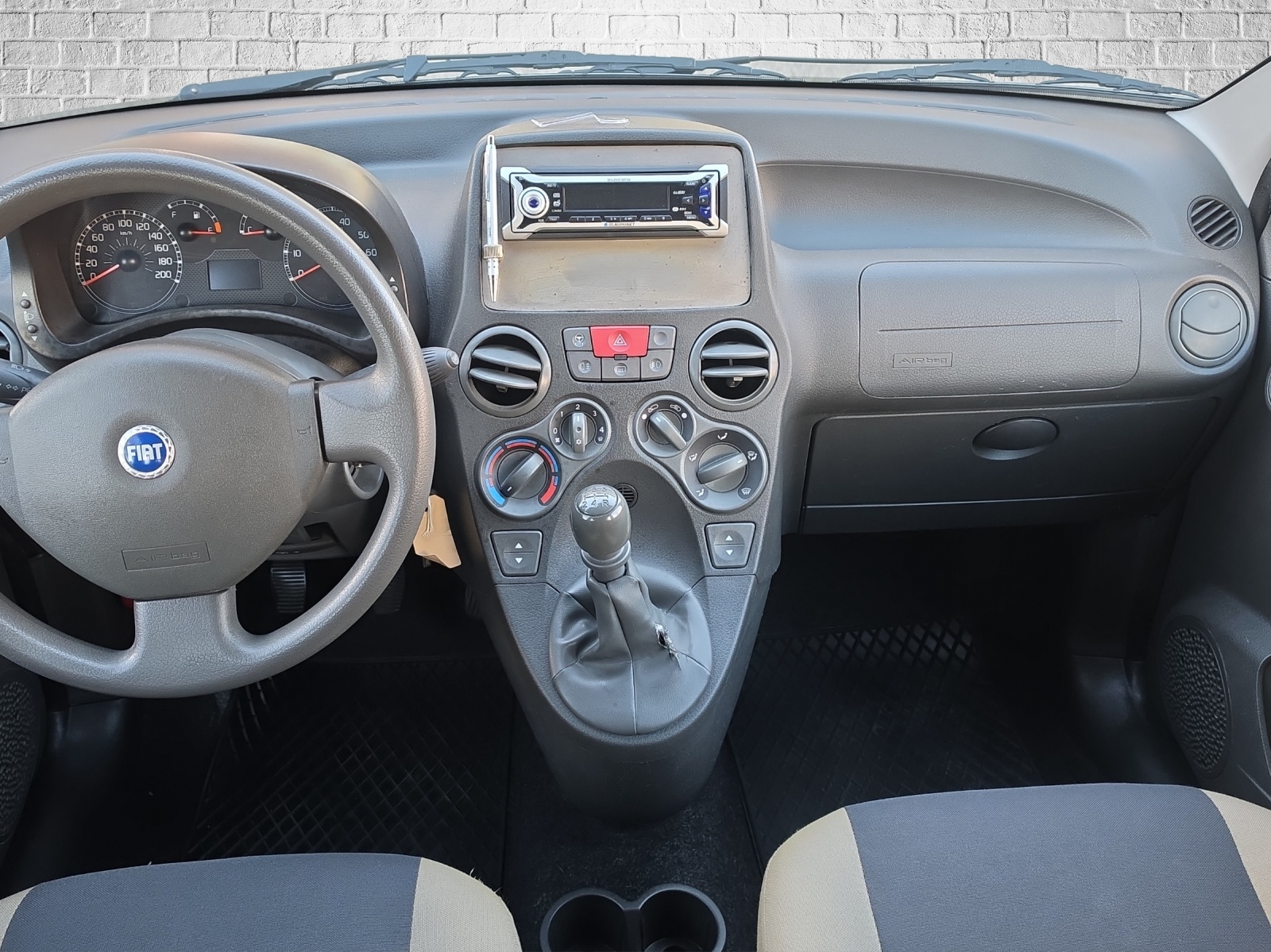 FIAT Panda 1.3 16V JTD Climbing 4x4-image-13