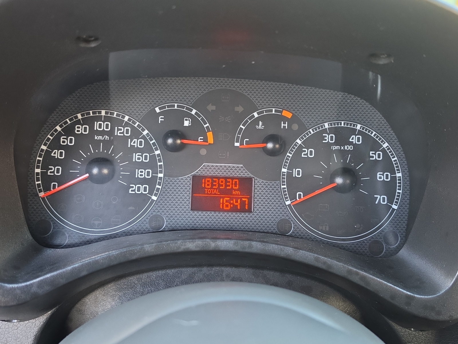 FIAT Panda 1.3 16V JTD Climbing 4x4-image-10