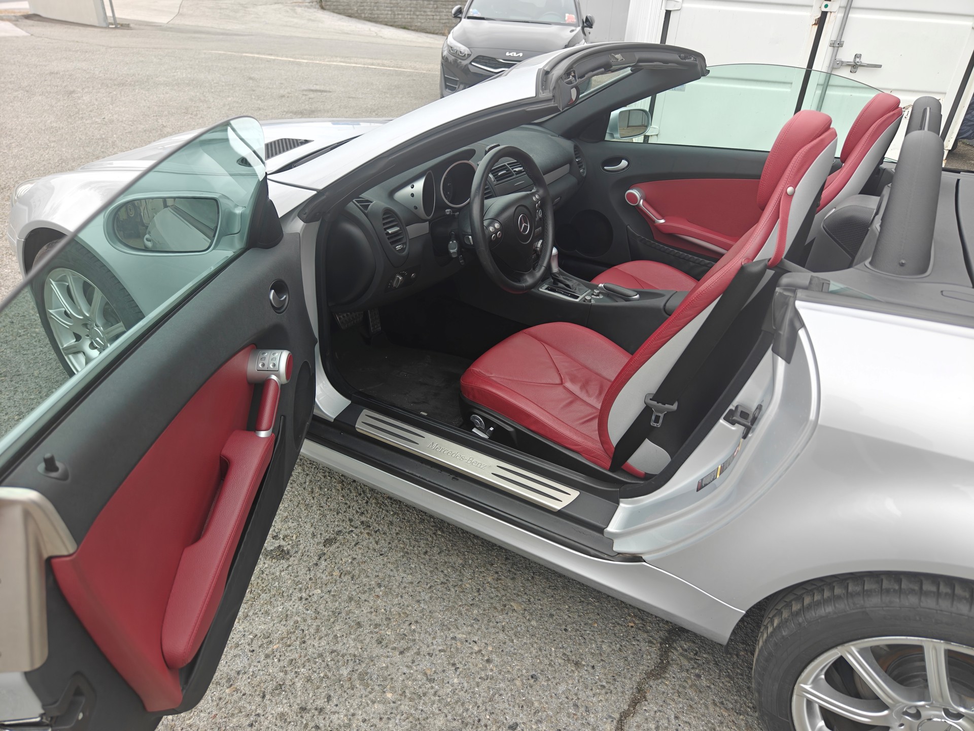 MERCEDES-BENZ SLK 350-image-8