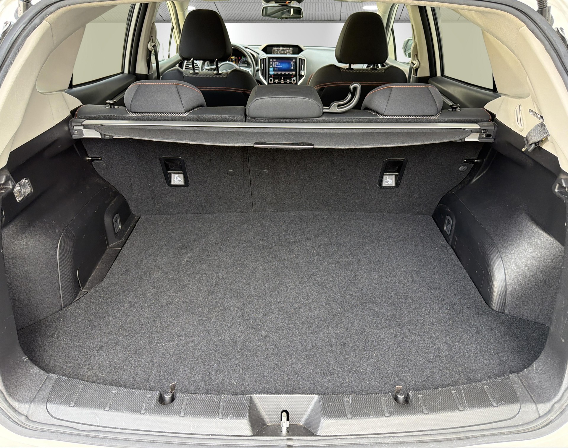 SUBARU XV 2.0i e-Boxer Swiss Plus-image-10